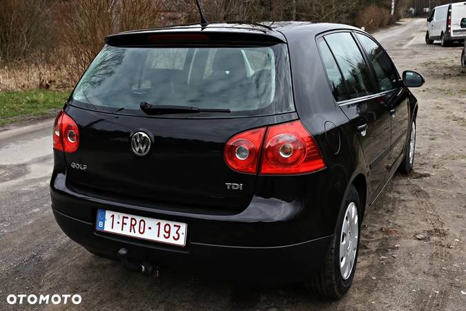 Volkswagen Golf V 1.9 TDI Comfortline - 28