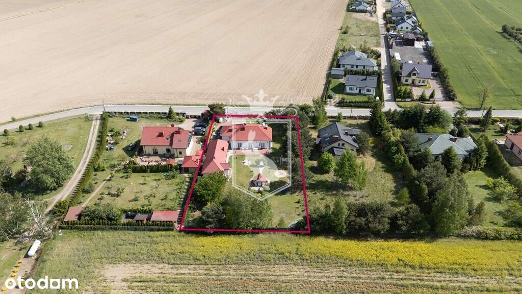 Piękny dom parterowy na imponującej działce 2130m2-17