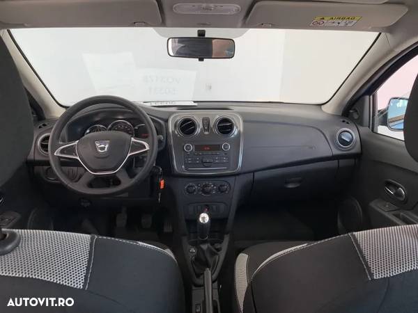 Dacia Sandero - 3