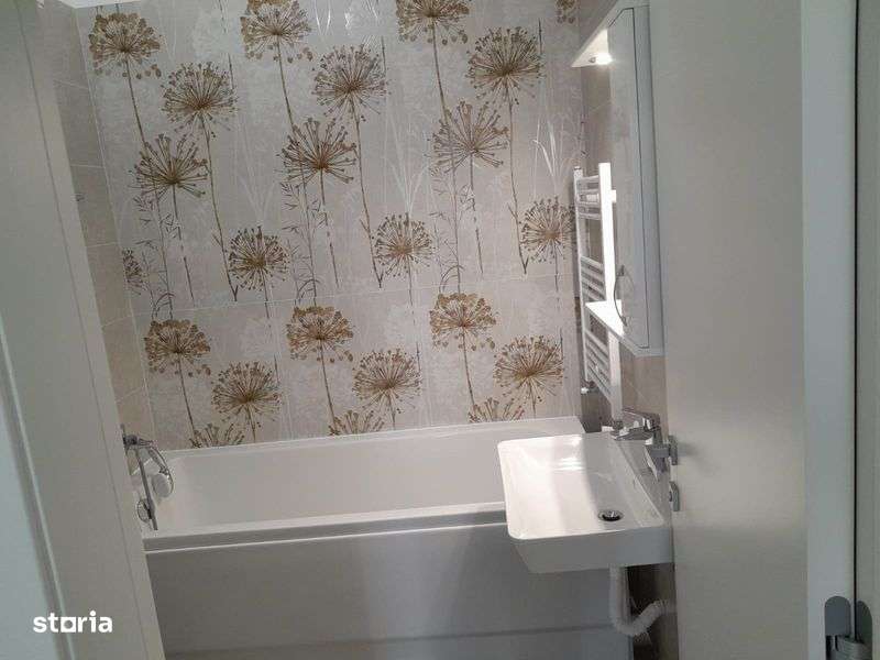 Închiriez apartament bloc nou - Imagine principală: 5/8