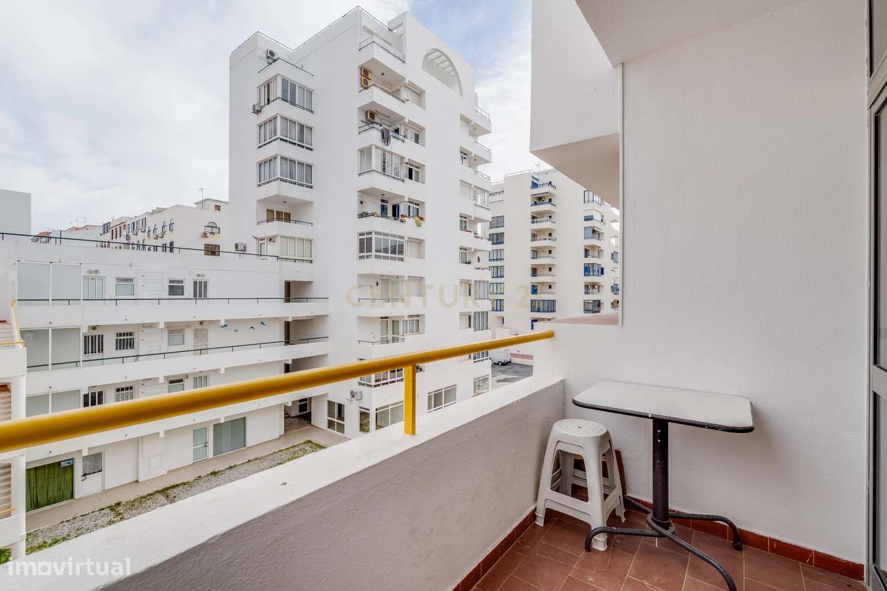 Apartamento T1 +1 em Quarteira-25