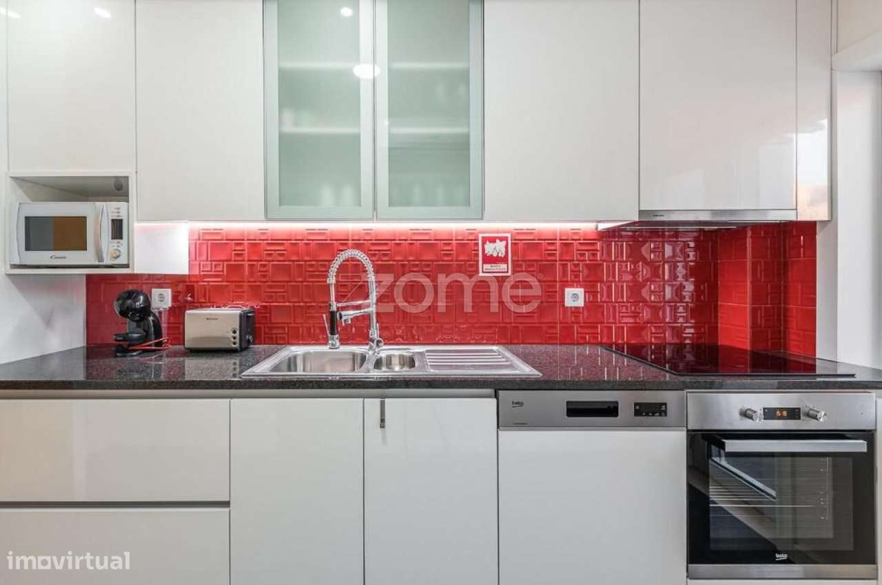 Apartamento luminoso T2+1 com varanda na Avenida Rodrigues de Freitas-10