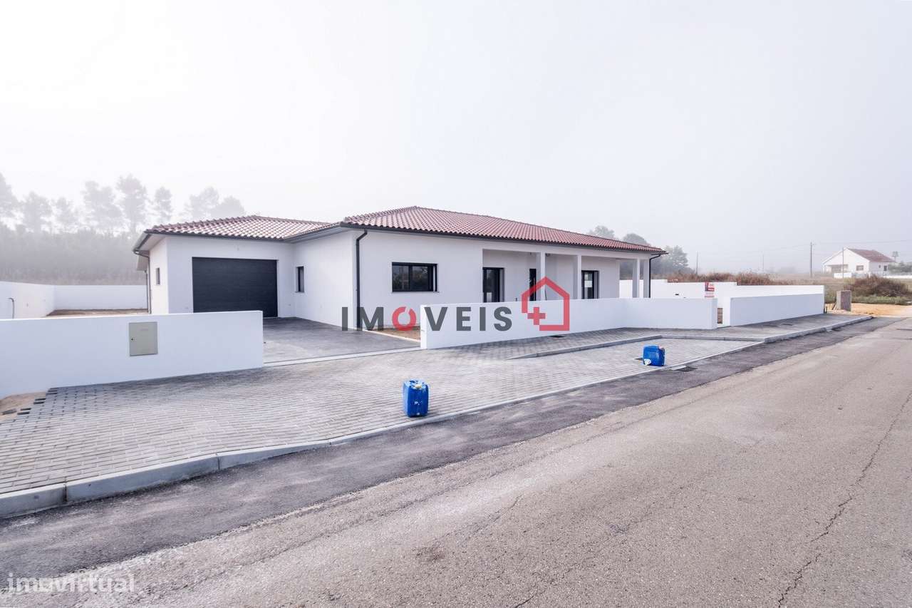 Moradia T3+1 de Sonho no Carriço – Lote de 985 m² - Grande imagem: 3/31