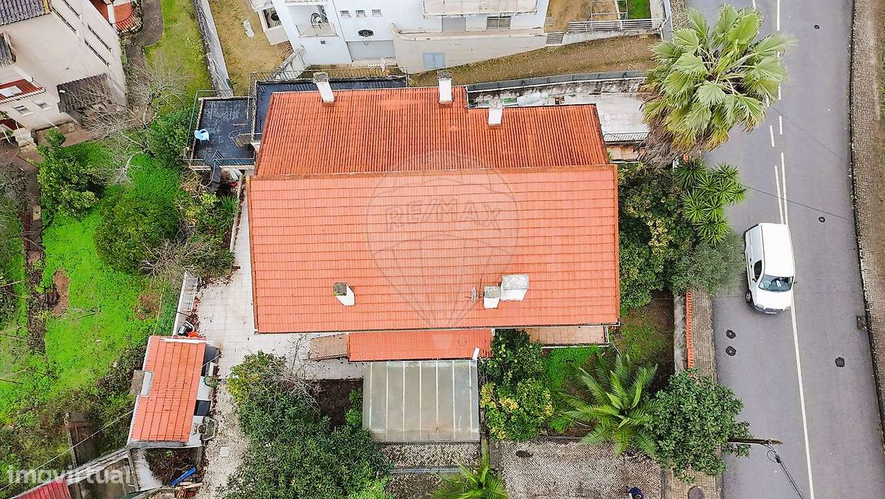 Moradia T5 para venda-16