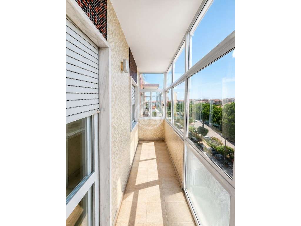 Apartamento com 4 quartos no ultimo andar e com um amplo sótão, sit...-26