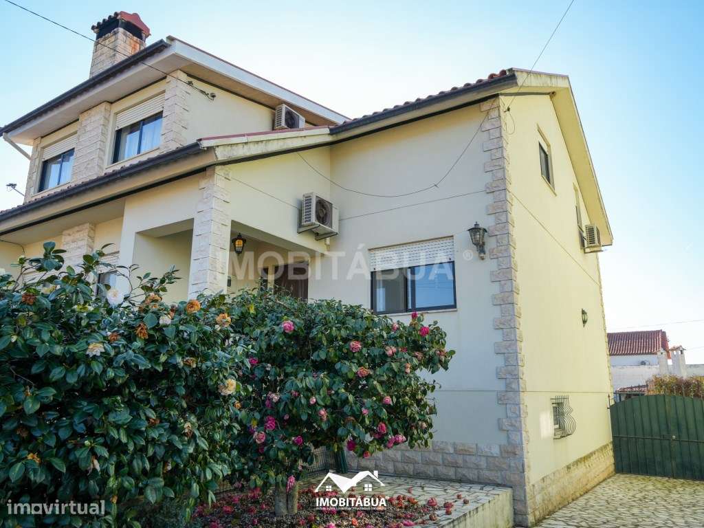 Moradia T5 com Piscina (Jacuzzi Integrado), Jardim e Churrasqueira-41