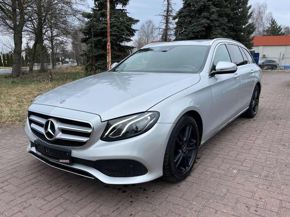 Mercedes-Benz E W213 220 d 9G-TRONIC 2018
