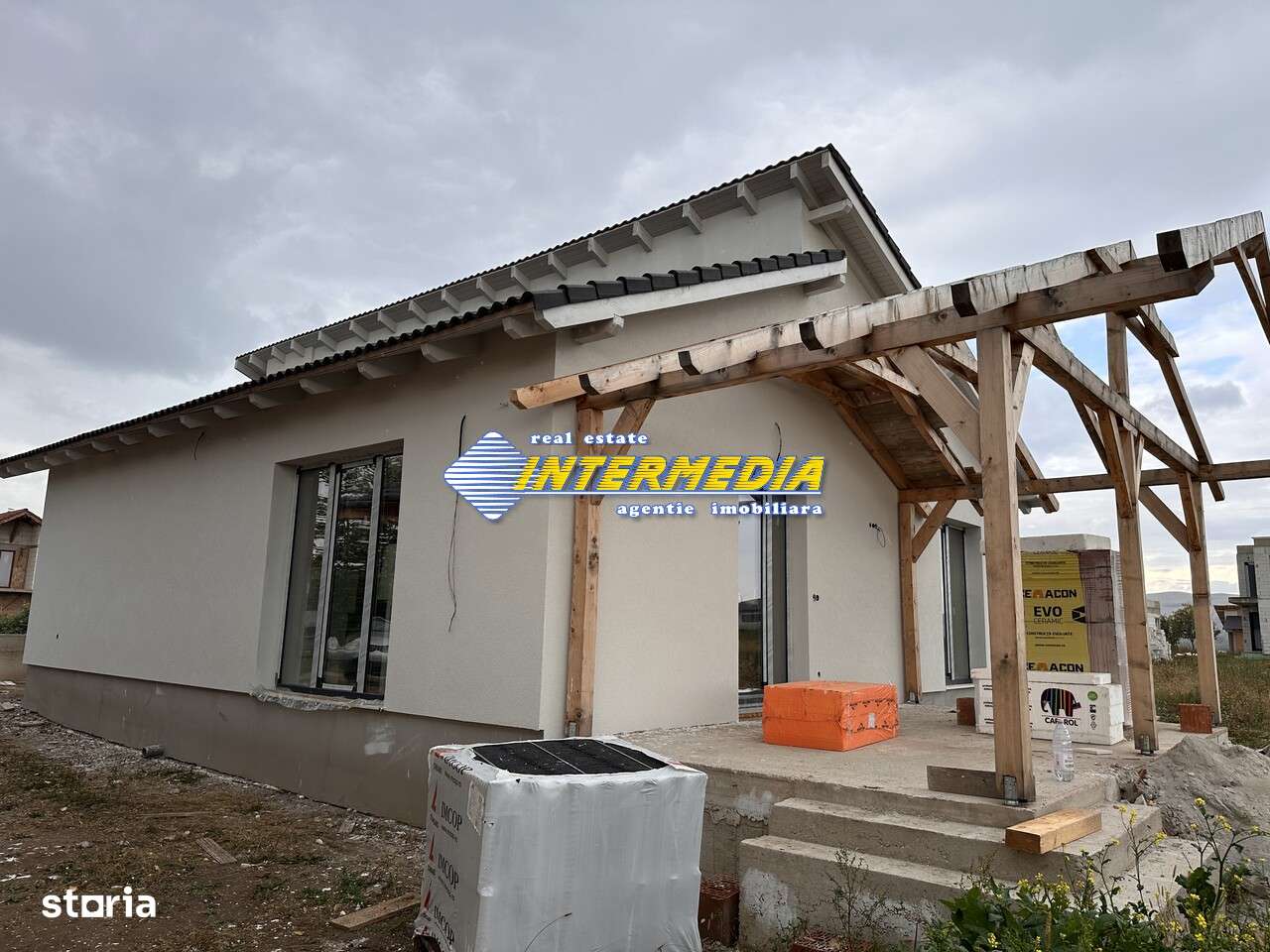 Casa noua pe parter 90 mp de vanzare finisala la cheie-1