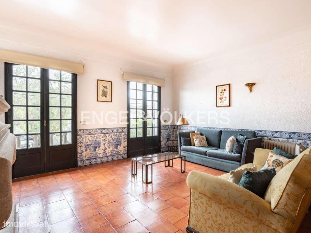 Excelente moradia T6 com AL situada no centro de Almeirim-15