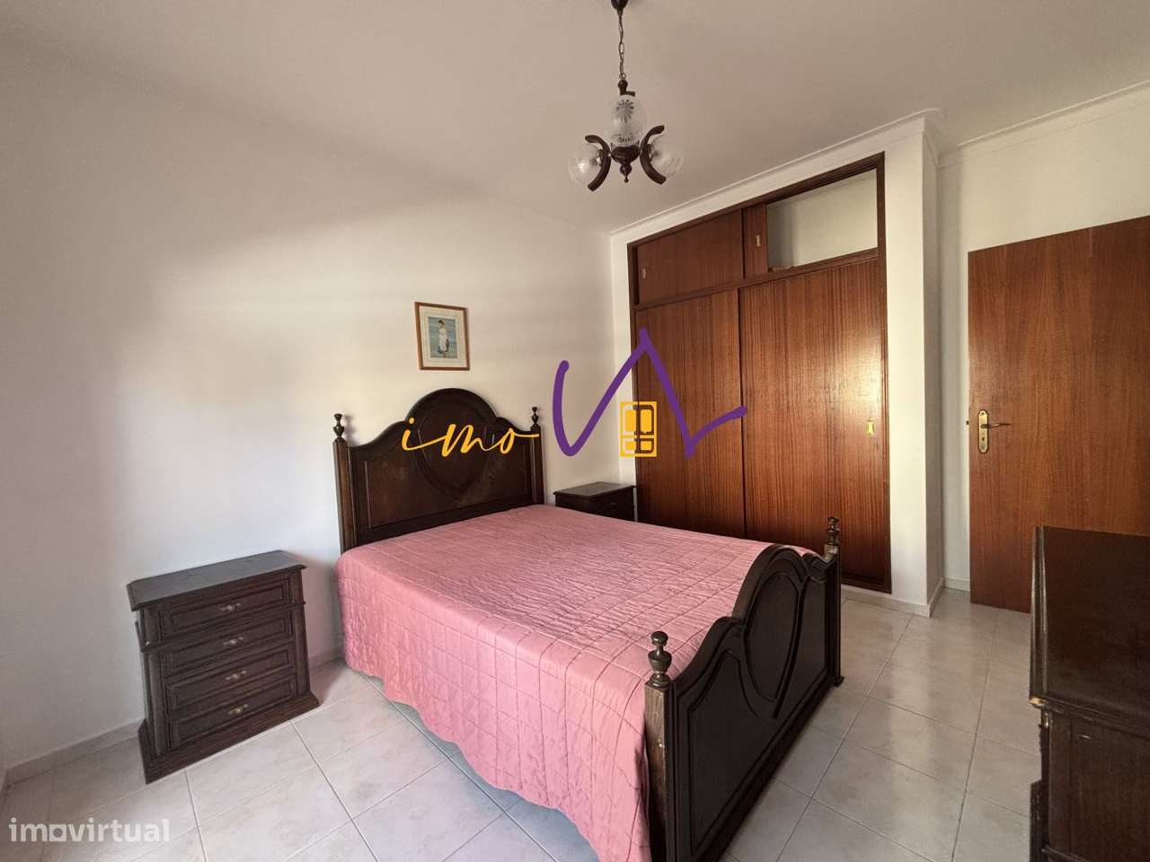 Apartamento T2 com parqueamento em Armação de Pêra-16