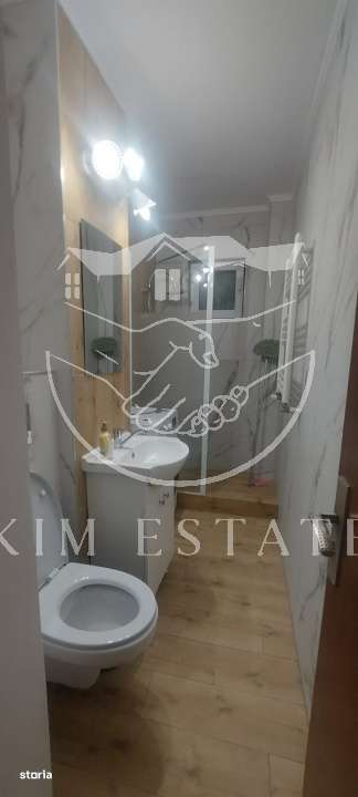 De vanzare apartament 2 camere Casa de Cultura-8