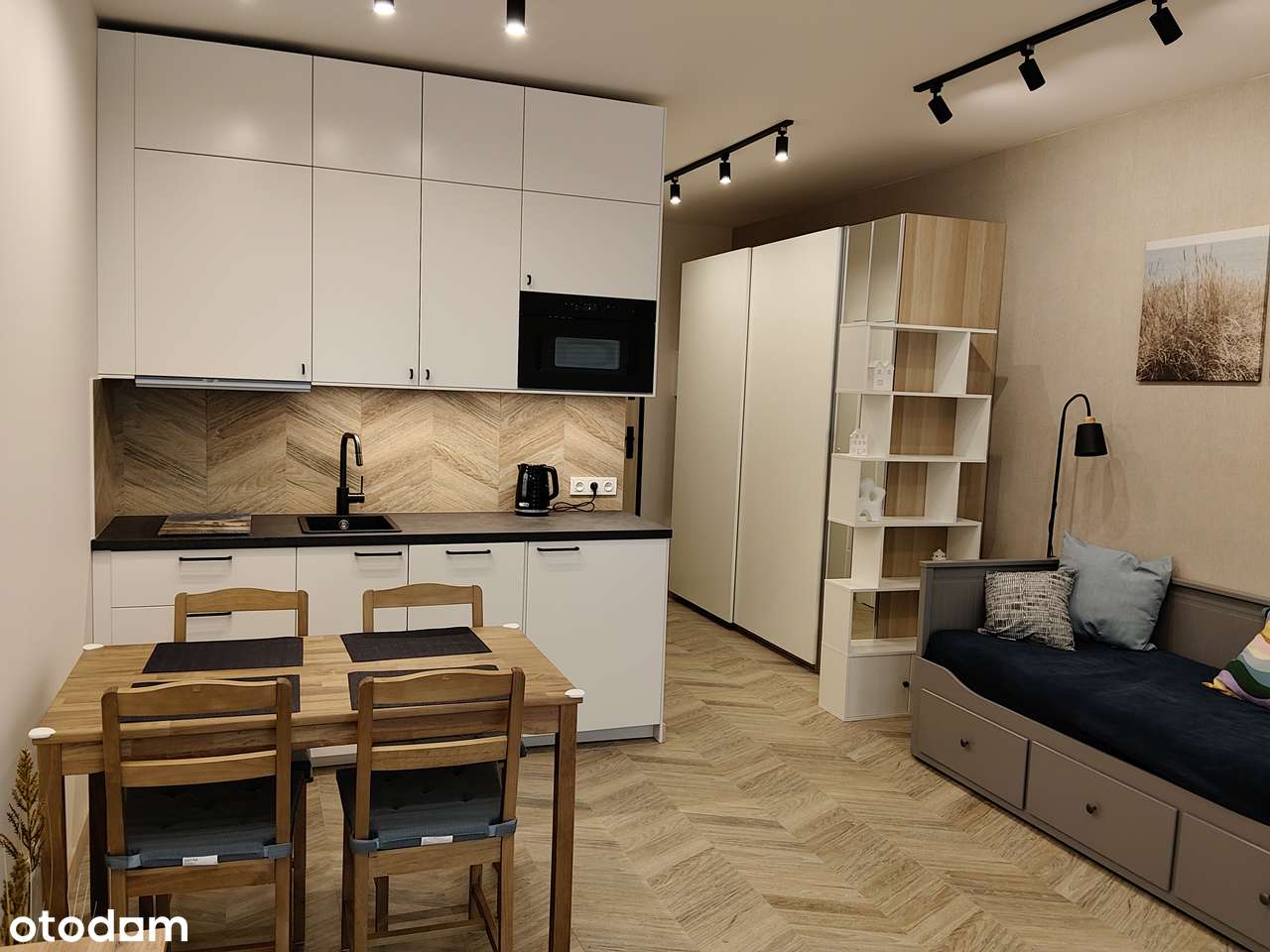 Komfortowa kawalerka na wynajem 27m2 w inwestycji Bulwary Praskie - Pełny obrazek: 2/12