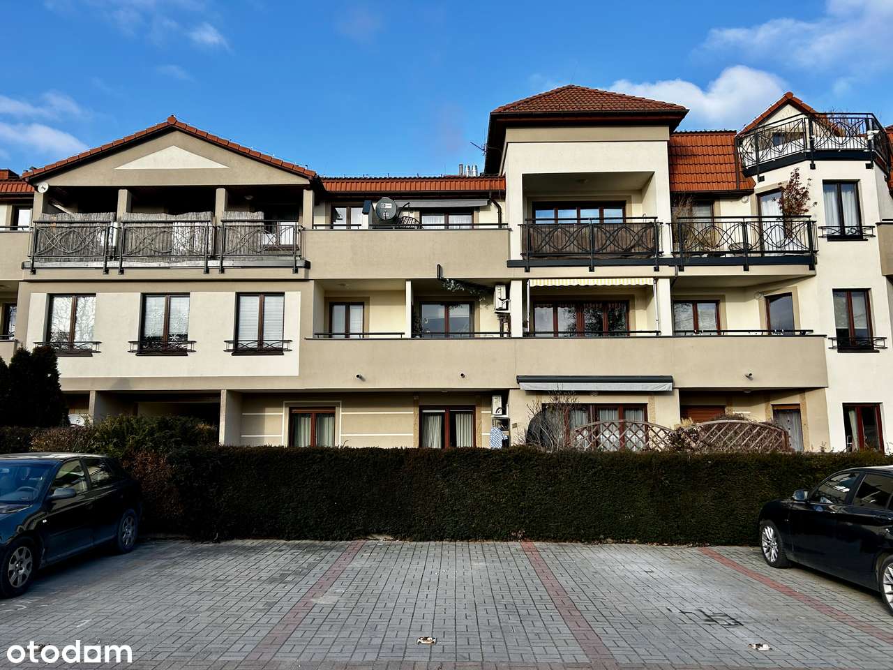 Gotowiec inwestycyjny przy A4/AOW | Idealna przystań biznesowa-10