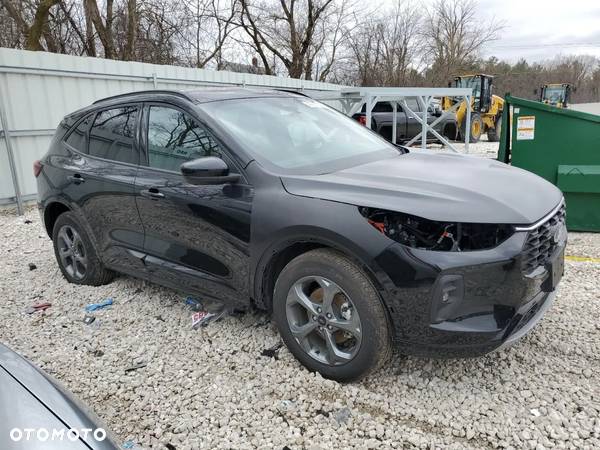 Ford Escape 2.0 EcoBoost AWD Titanium - 5