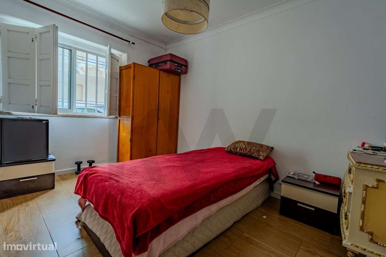 Excelente Oportunidade T2 para Investimento: Cozinha e WC Renovados, P - Grande imagem: 5/16