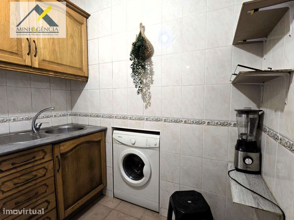 Prédio com 4 frações junto à Av. Luisa Todi em Setúbal-10