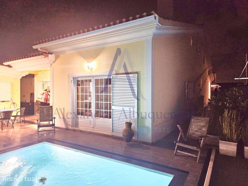 Moradia Isolada T3 com Piscina e Garagem em Azeitão-2