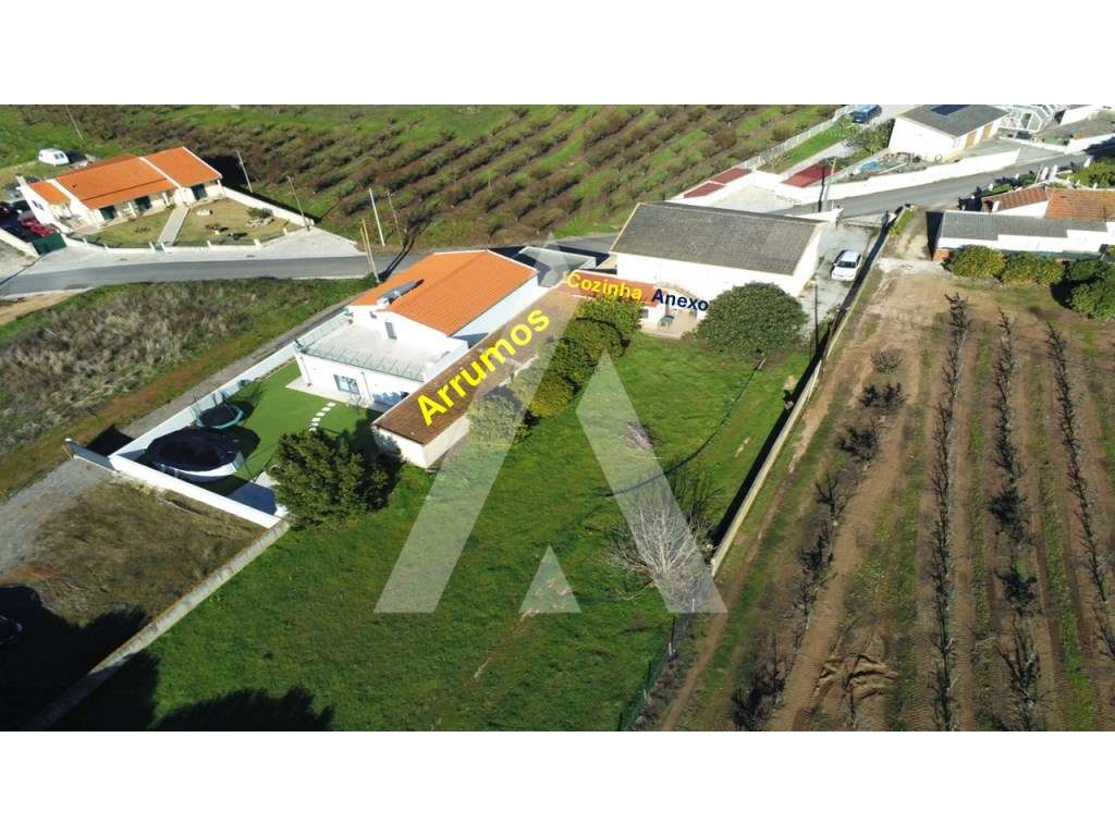 Moradia T4 + T1 com Terreno de 7.800 m² no Cadaval - Vista para a S...-43