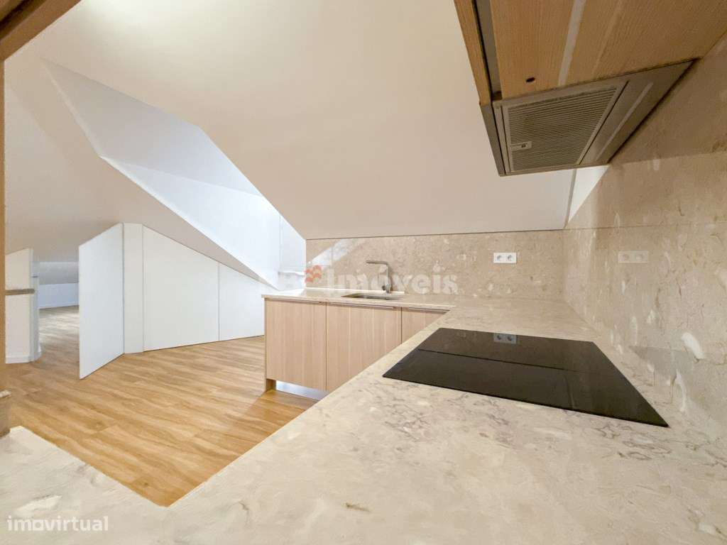 Apartamento T2+1 c/ Lugar de Estacionamento e Arrecadação, em Abrantes - Grande imagem: 5/34