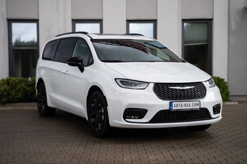 Chrysler Pacifica 2023