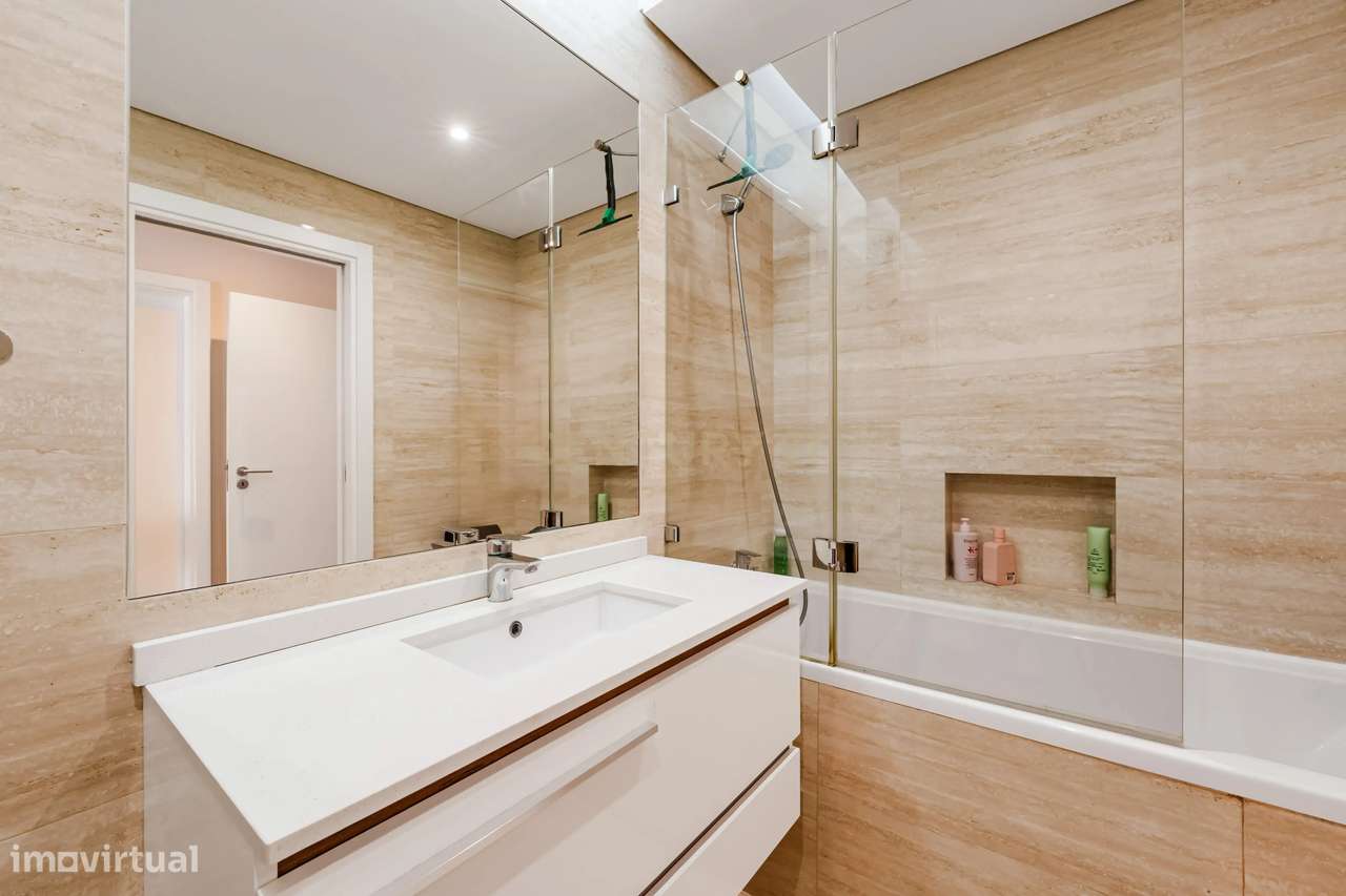 Excelente Apartamento T3+1 Duplex na Quinta da Fábrica, Vale de Milhaç-19
