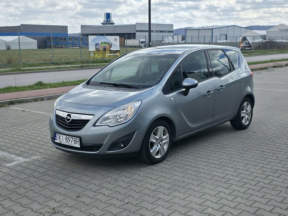 Opel Meriva II 2011