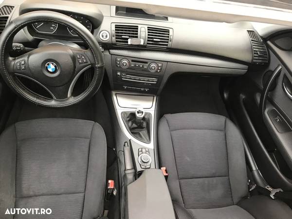 BMW Seria 1 116i - 6