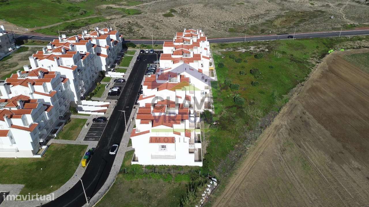 Apartamento T1 c/ Terraço em frente à Praia - Baleal Peniche-21