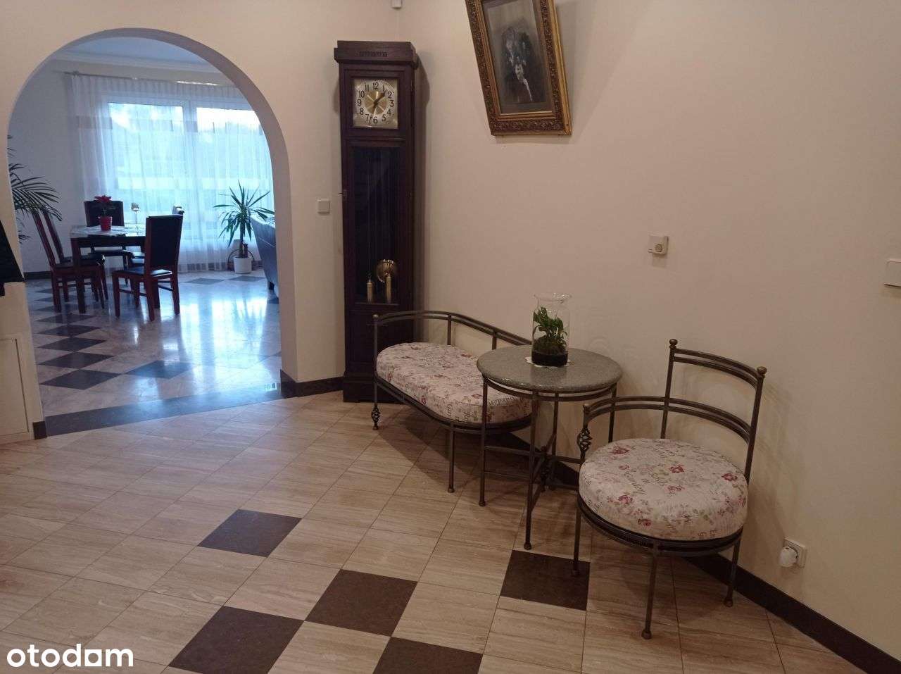 Dom w bardzo dobrej lokalizacji Grodziska Maz. - Pełny obrazek: 2/14