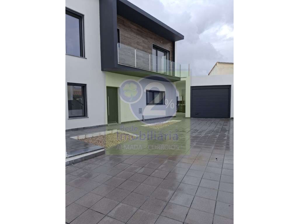 Moradia V5!Nova! Piscina-19