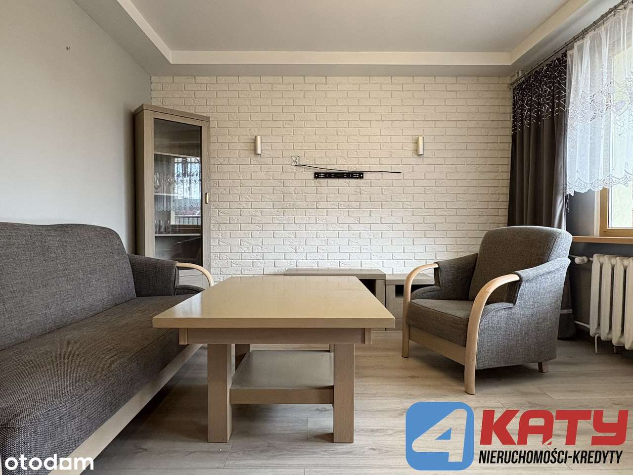 REZERWACJA!  3 pokoje || duży balkon || 2 piętro || CENTRUM-0