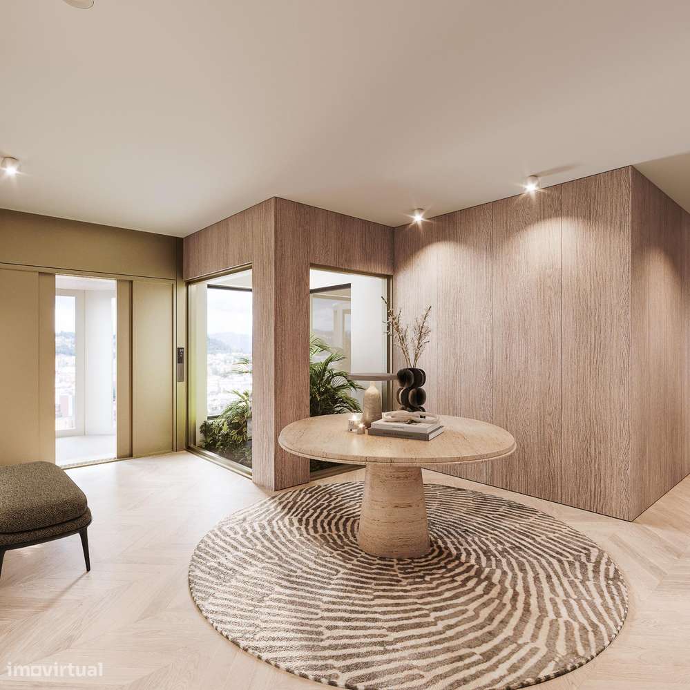 Cobertura T4 de Luxo com Terraço Panorâmico em Fraião, Braga-12