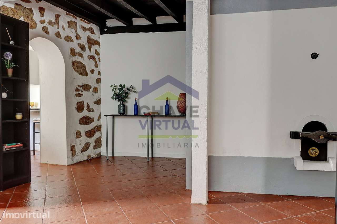 Moradia V3+1 Renovada com Terraço - Baraçais, Bombarral-12