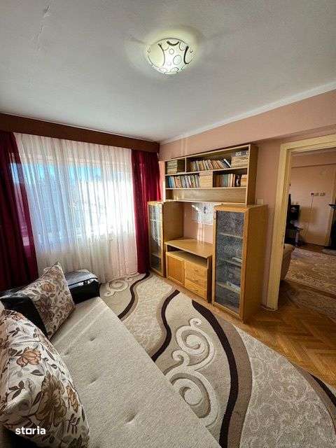 Apartament 3 camere, de vanzare, ULTRACENTRAL, Bacau, str. Marasesti-9