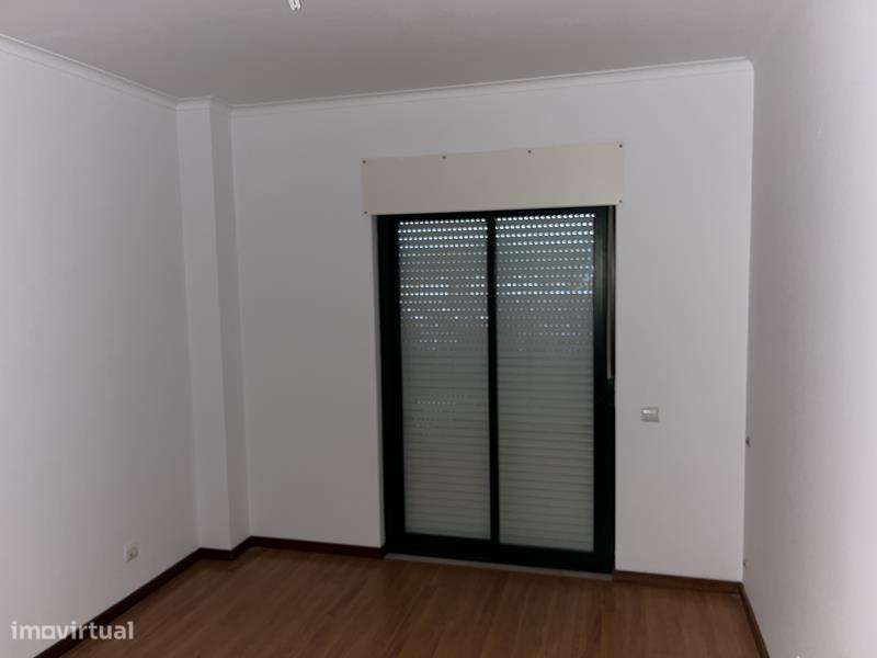 Apartamento em Alenquer, Santo Estêvão - Grande imagem: 5/7