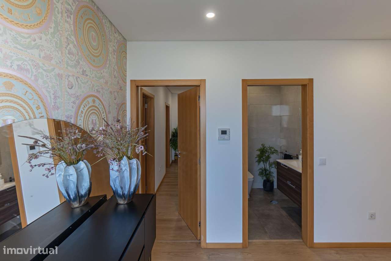 Moradia T3 em Lousada | Terraço e Garagem-21