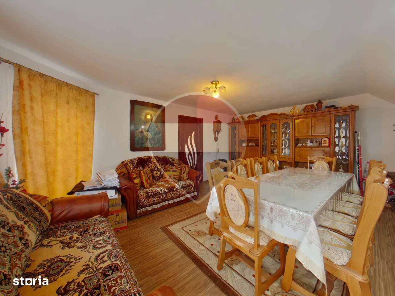Casă / Vilă cu 4 camere de vânzare-9