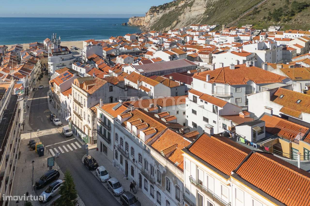 Loja perto da praia da Nazaré-41