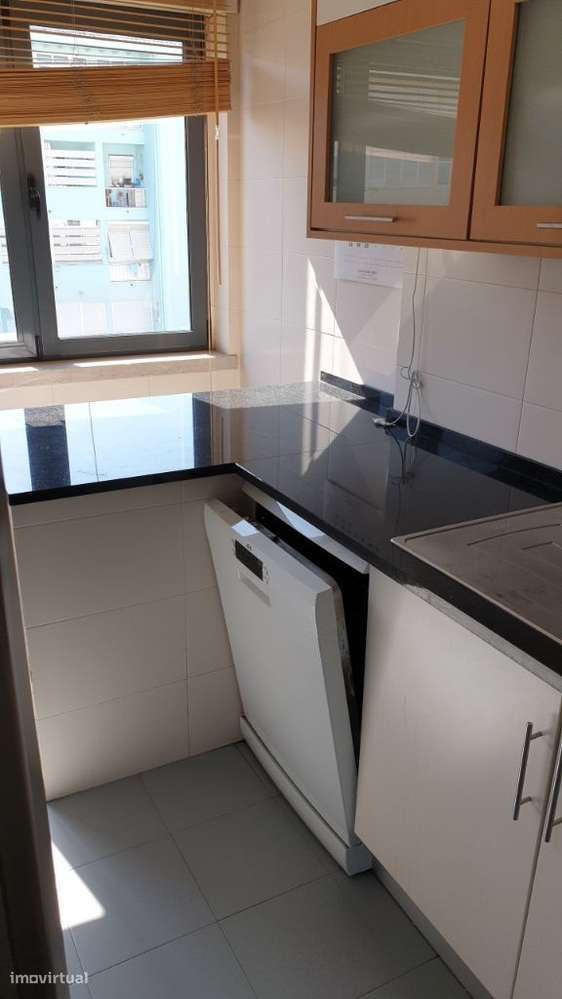 T4 Alvalade/Av Igreja grande c/novo a não perder - Grande imagem: 5/21