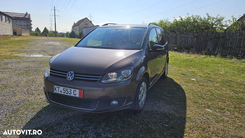 Volkswagen Touran 2.0 TDI DPF BlueMotion Technology MATCH - 2