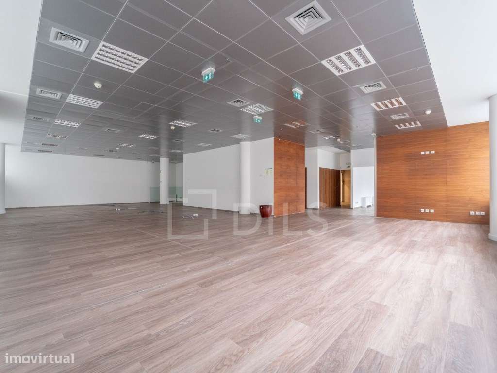 Escritório para arrendar no Bessa Leite Offices, na Boavista - Grande imagem: 4/23