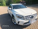 Mercedes-Benz GLA 180 7G-DCT Urban - 5