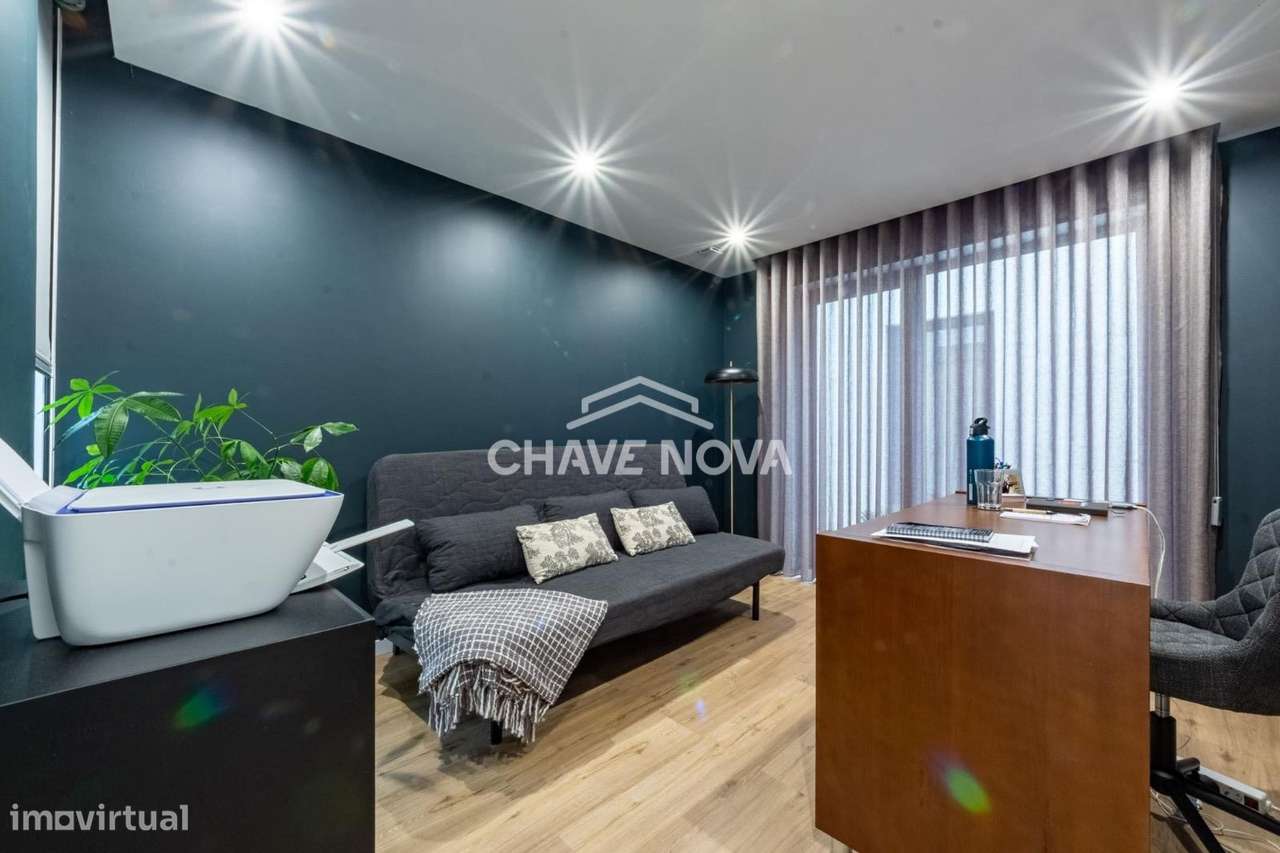 Moradia T4 de Luxo em Milheirós - Grande imagem: 2/25