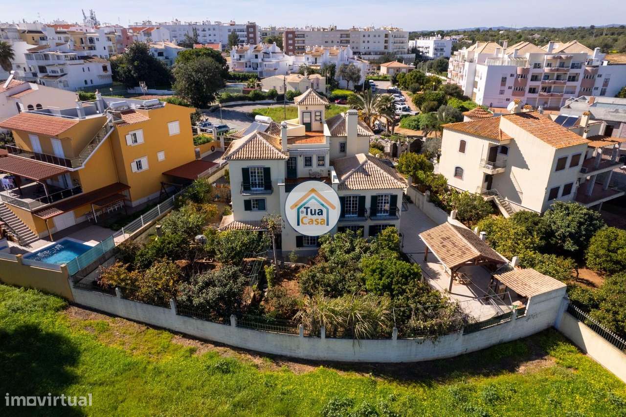 Incrível Villa T5 com Terreno de 830 m2 - Grande imagem: 5/57