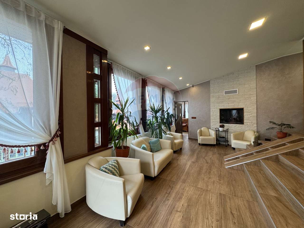 Pensiune superbă de vânzare în Sovata cu nota 9.7 pe Booking-11