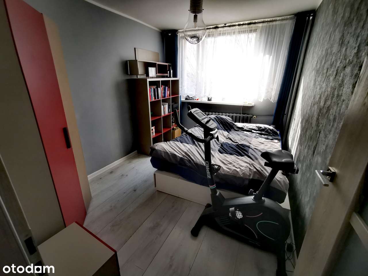 Wynajem 2-pokojowego mieszkania z balkonem – pohled 4