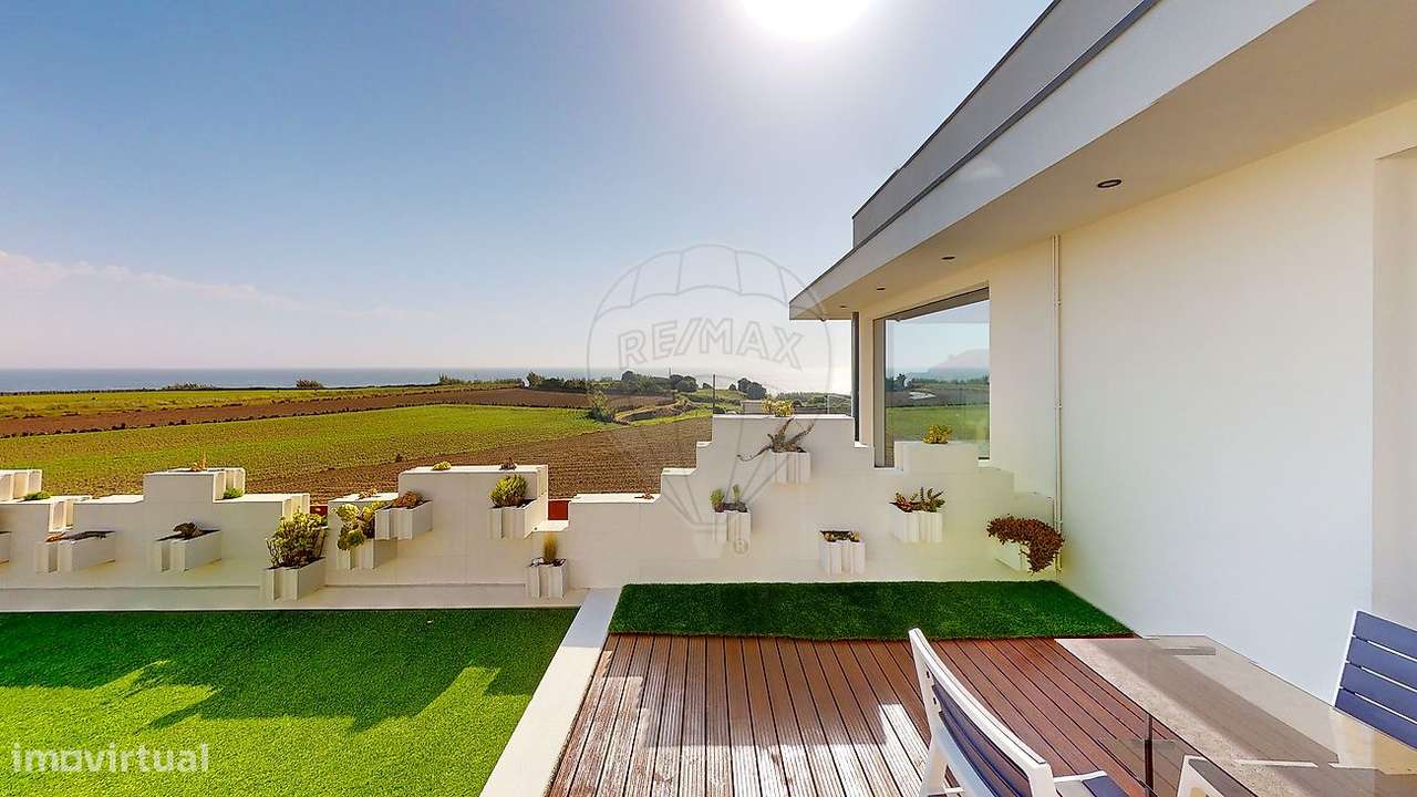 Moradia T4 para venda-18