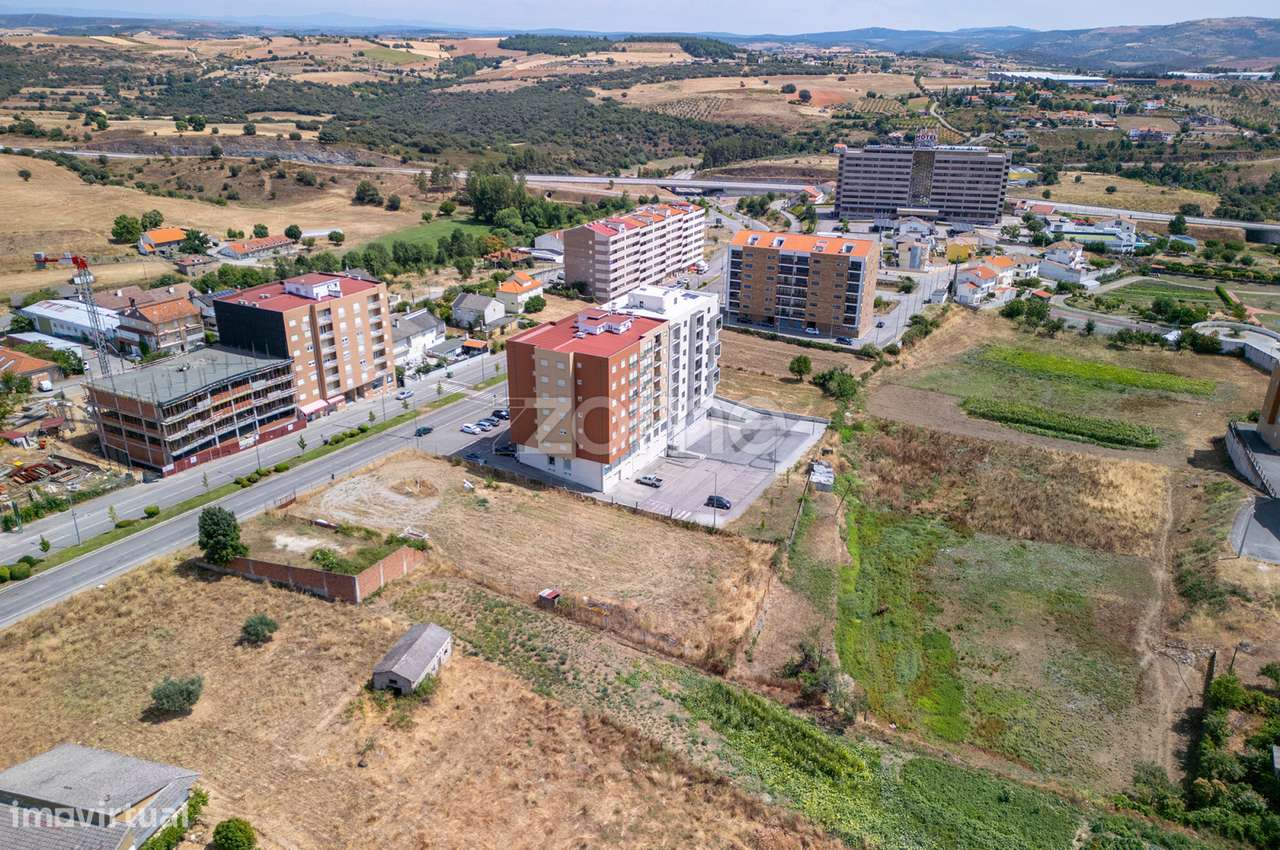 Terreno para construção de prédio - Av. do Sabor - Bragança - Grande imagem: 5/12