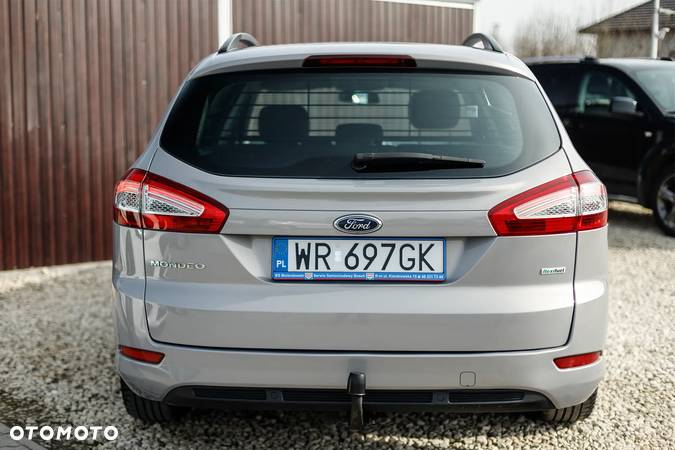 Ford Mondeo 2.0 FF Titanium - 4