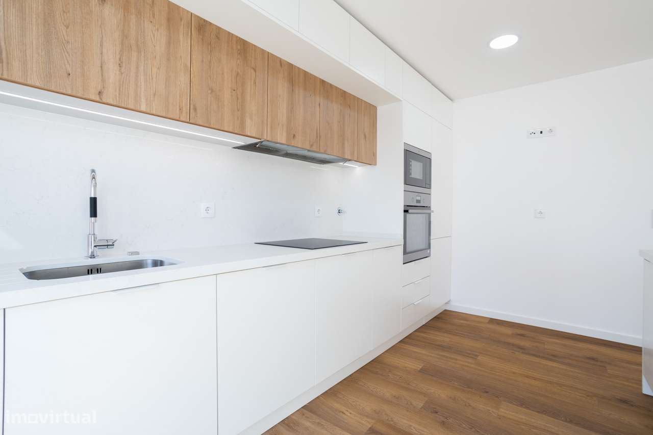 ARRENDA - T2 NOVO URB. NEUDEL, ALFRAGIDE - Grande imagem: 5/23